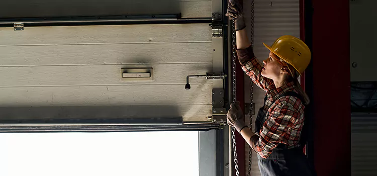 Addressing Common Garage Door Stoppage Issues in Niles, IL
